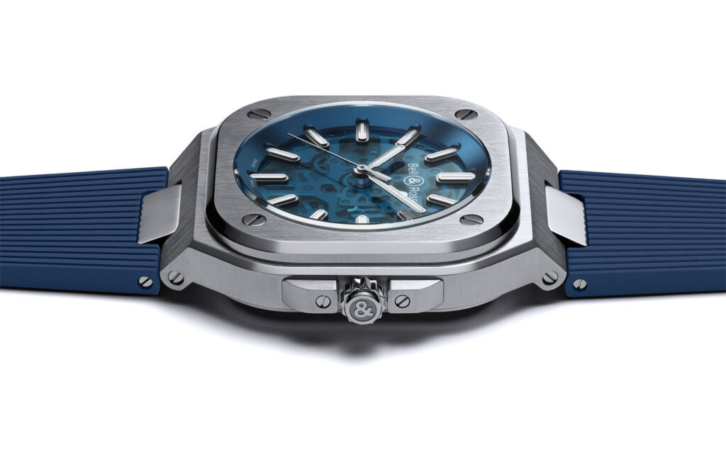 10 Easy Tips for Taking Care of Your Luxury Watch in the UAE